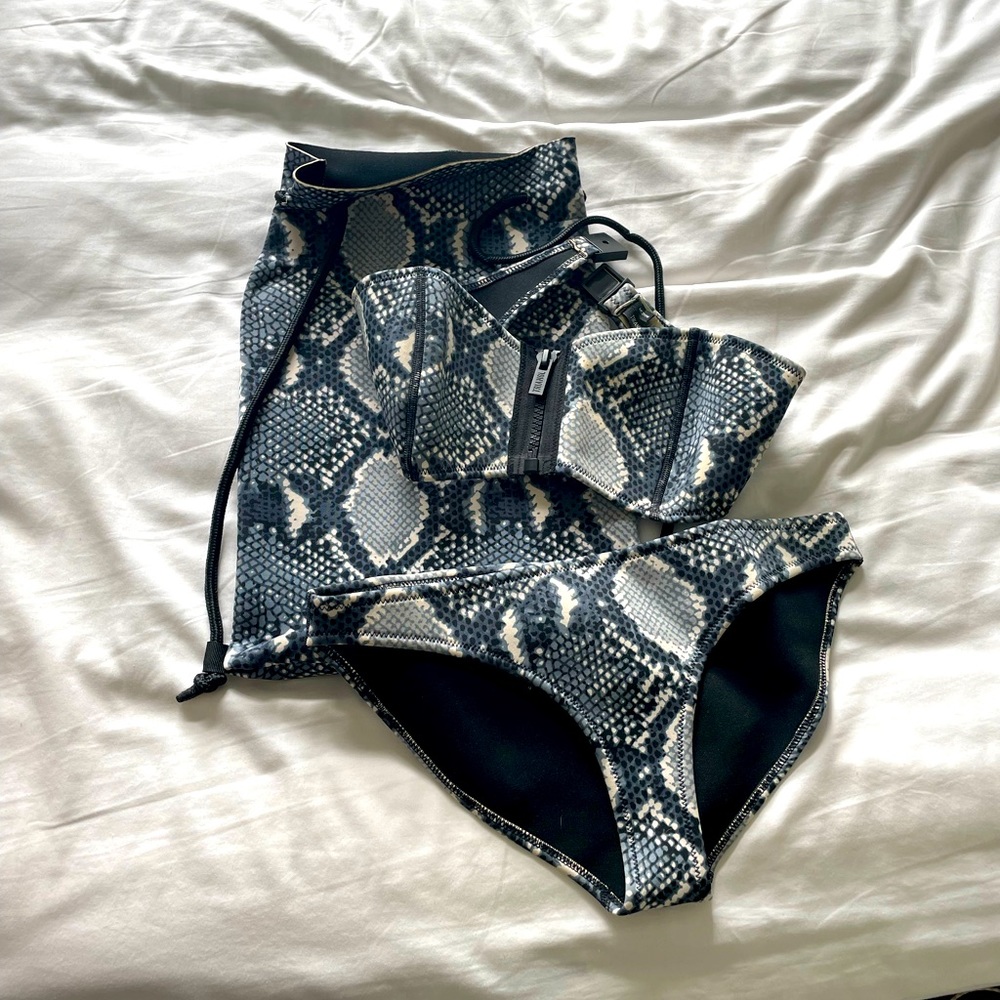 TRIANGL Swimwear Snake print Bikini